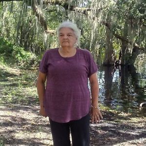 Meet your Posher, Carrie